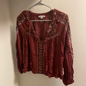 burgundy american eagle top